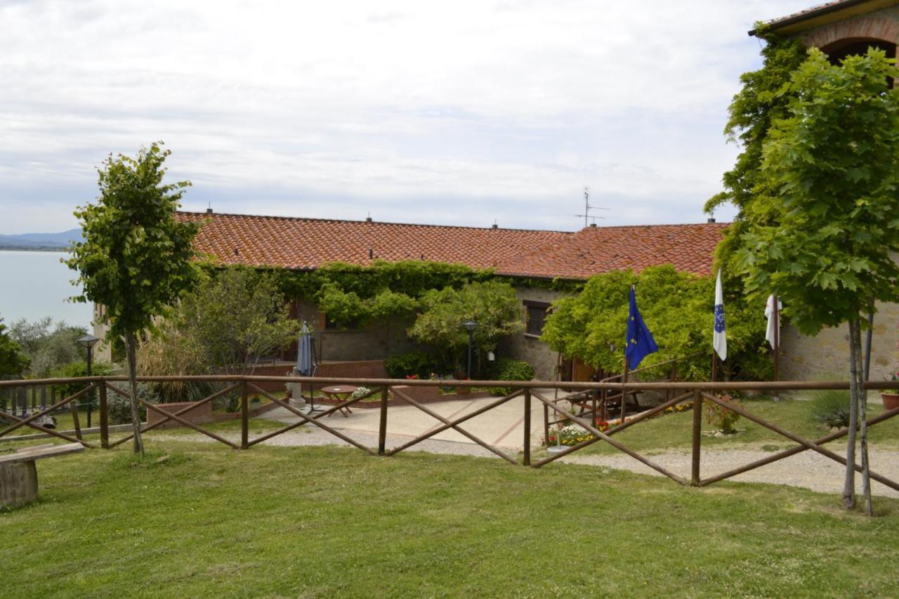 Fattoria Il Poggio Vila San Feliciano Exterior foto