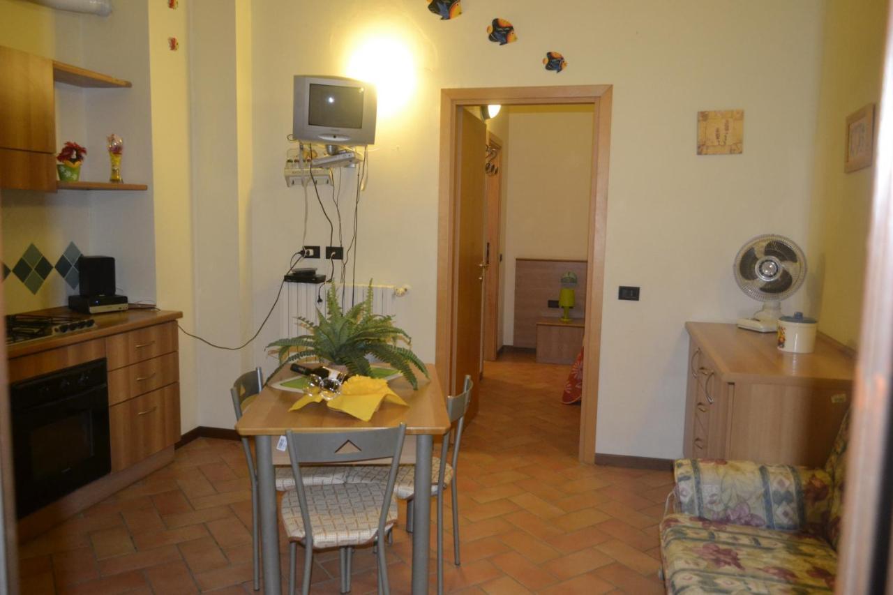 Fattoria Il Poggio Vila San Feliciano Exterior foto
