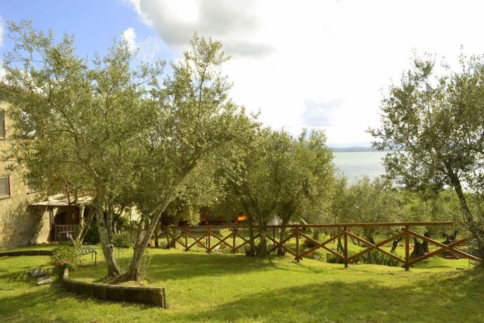 Fattoria Il Poggio Vila San Feliciano Exterior foto