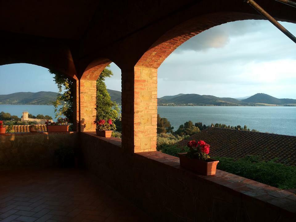Fattoria Il Poggio Vila San Feliciano Exterior foto
